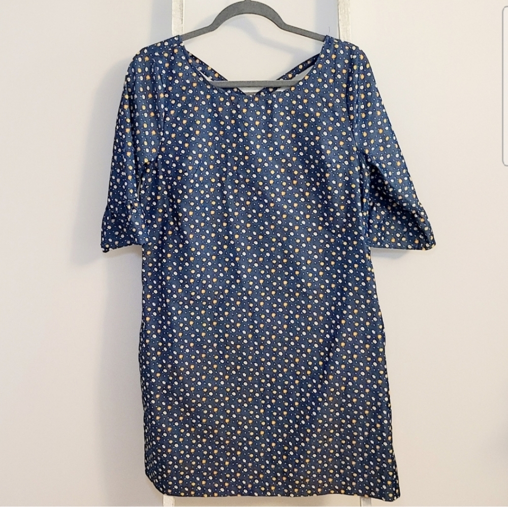 Modcloth large floral 3/4 sleeve criss cross back pocket dress